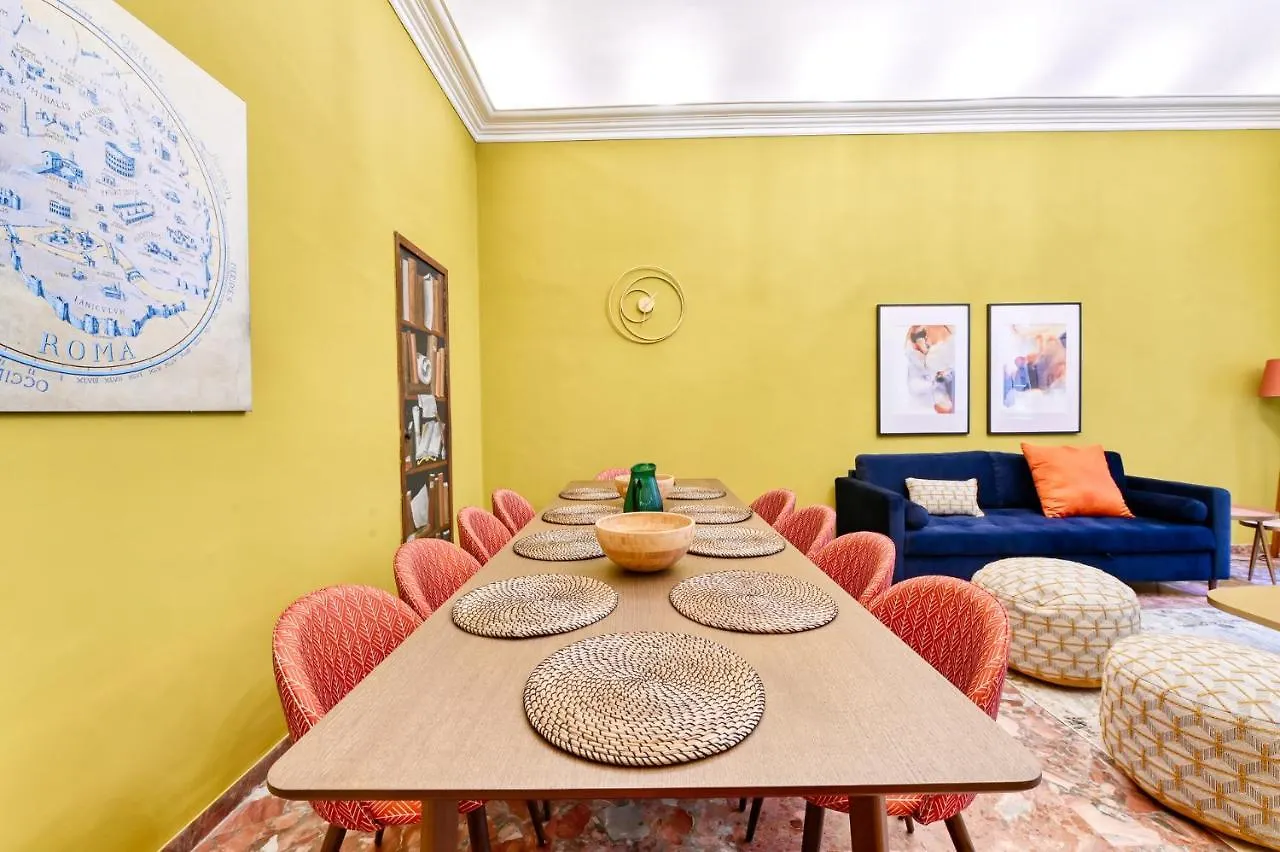 Elegant Oasis Among The Vatican And Via Del Corso Rome